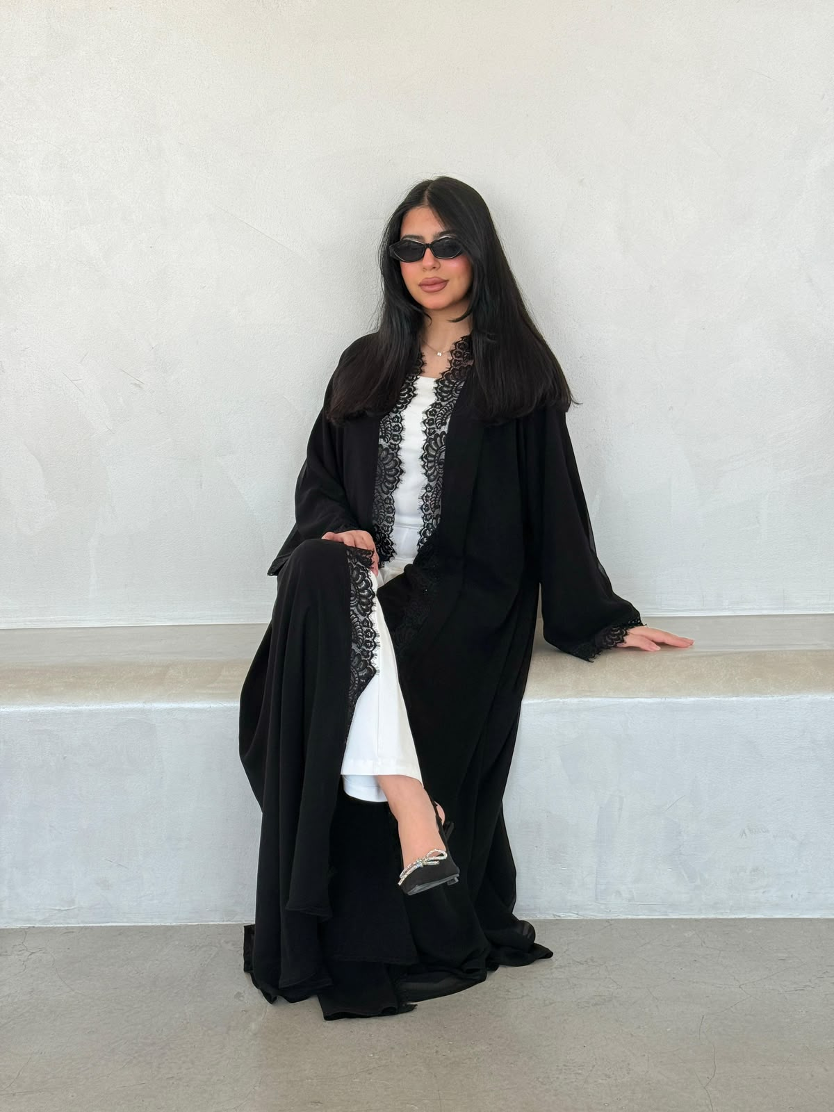 Noir Lace Contrast Abaya