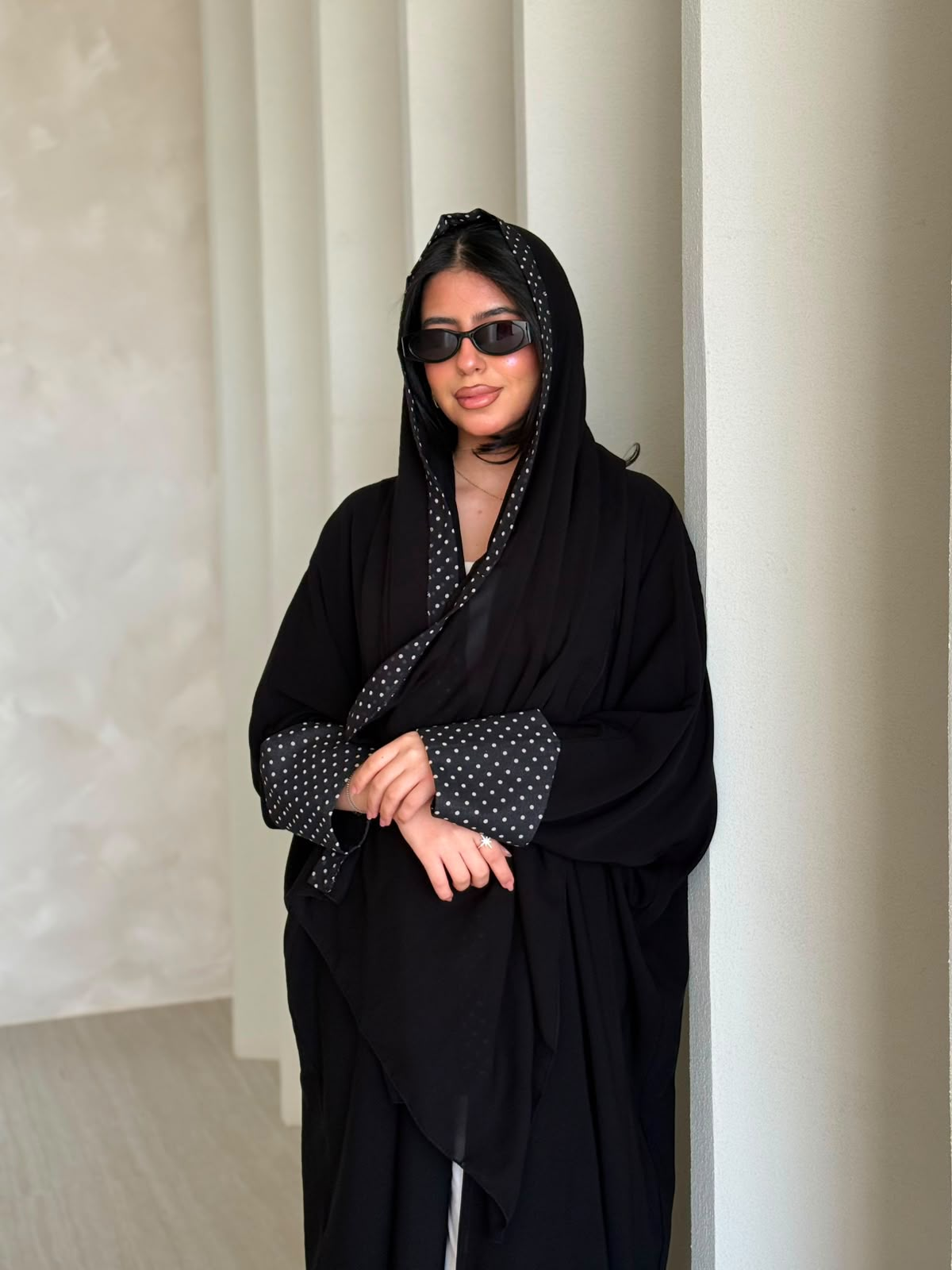 Hooded Polka-Dot Trim Abaya